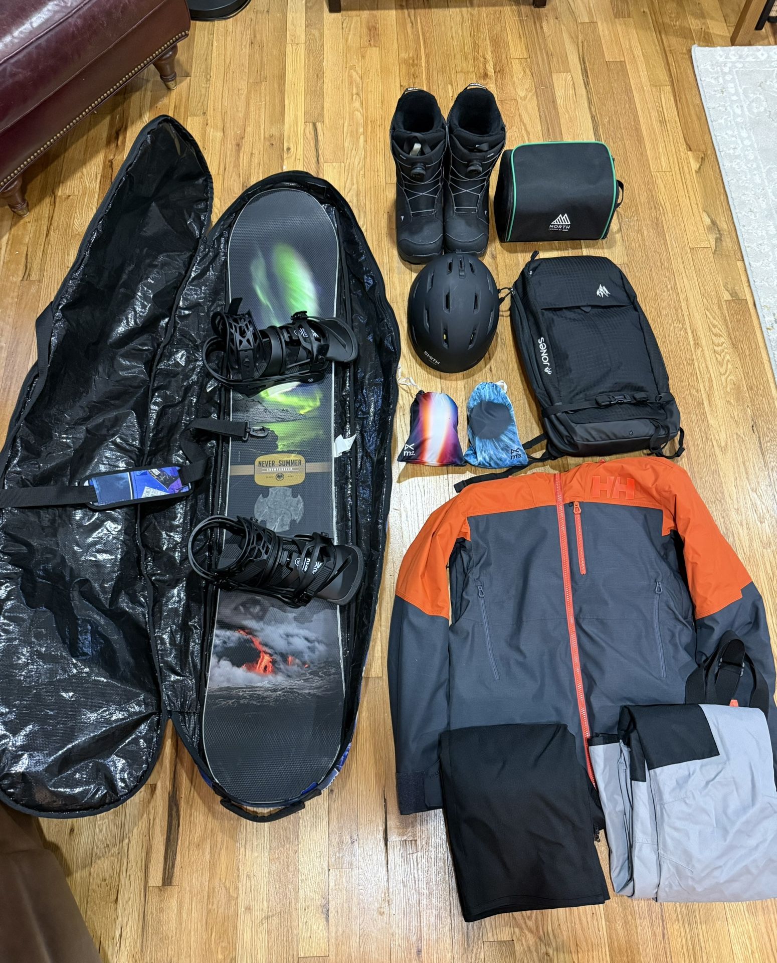 Never Summer Snowboard Kit