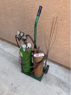 Wending tanks with torch full on gas asking $180