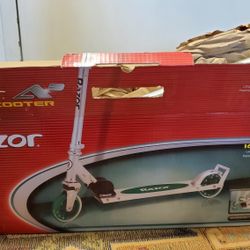 Razor Scooter