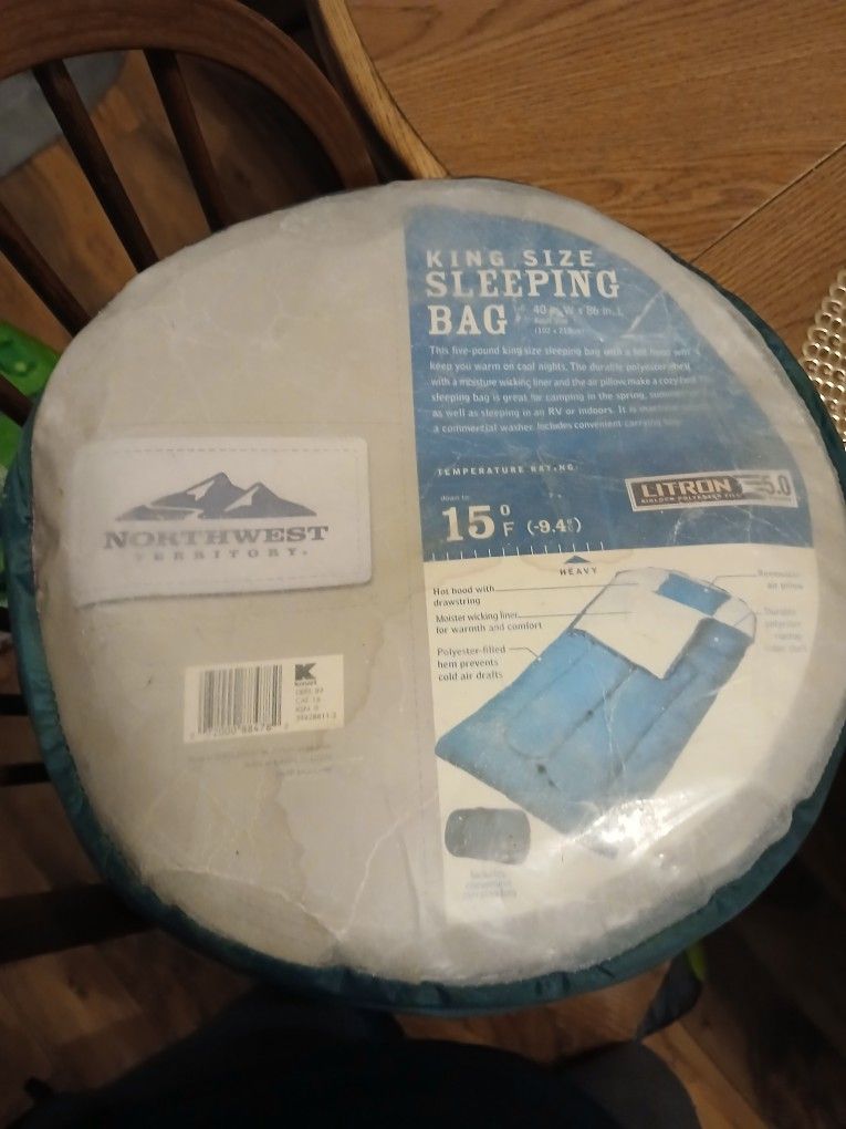 NORTHWEST TERRITORY KING SIZE SLEEPING BAG