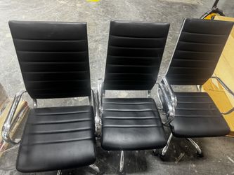 Black Leather Office Chair Like New $25 Each