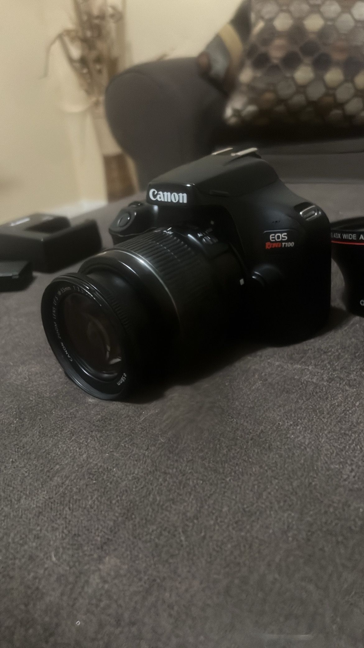Canon T100 With 3 Lenses 