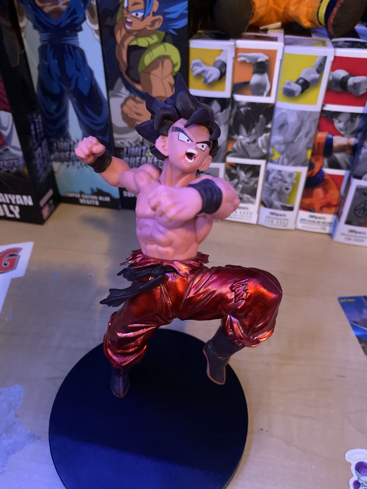 Kaioken Goku Statue