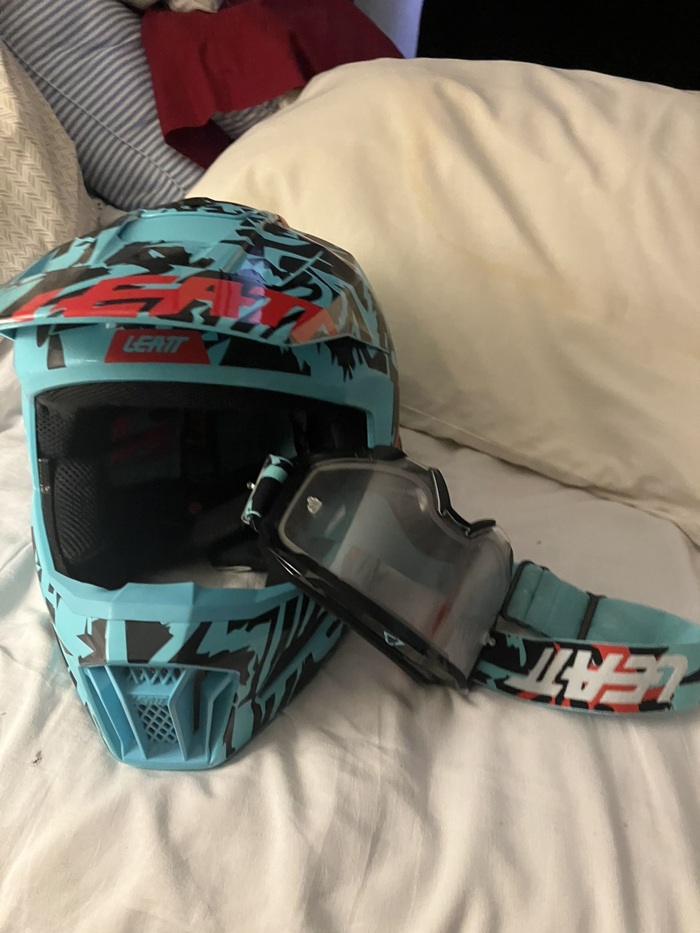 LEATT Helmet & Goggles - Brand NEW