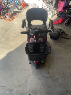 Mobility scooter