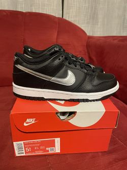 Ds Dunk Low Size 5.5y