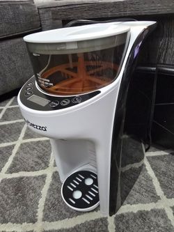 Baby Brezza Formula Pro Advanced Formula Dispenser - White: Electric, Lead-Free, Volume 50, Safety Features