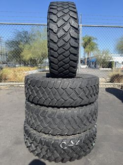 LT255/75/17 Firestone Set Of 4