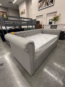 DAY BED