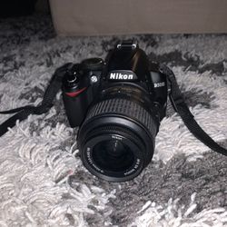 Nikon D3000