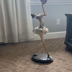 Ballerina Statue