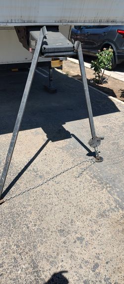 Fifth Wheel Support , $10.00