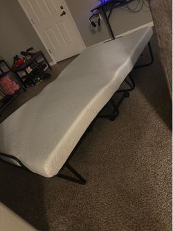 Roll away bed