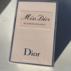 Women’s Miss Dior Perfume 