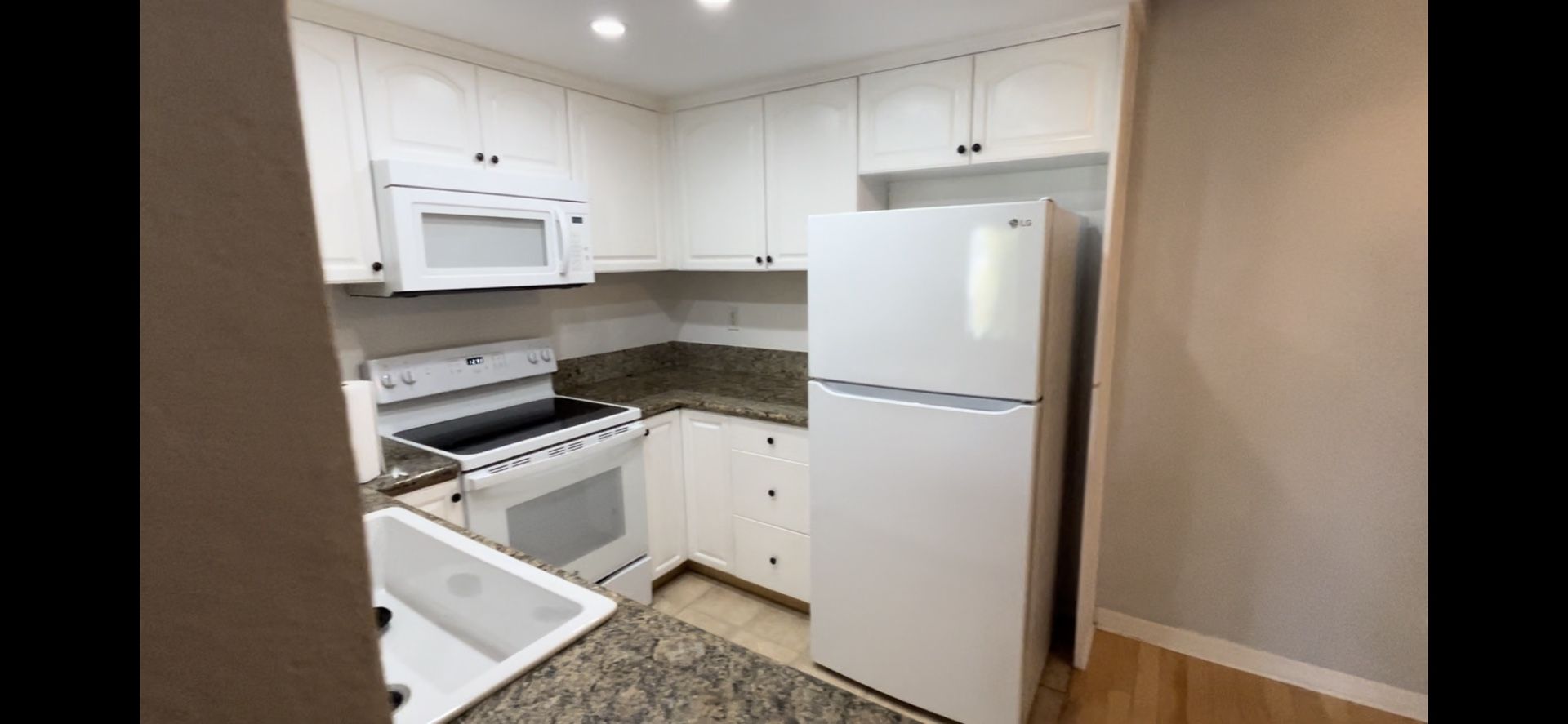 Fridge Stove Microwave Dishwasher