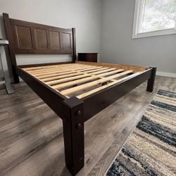 Full Size Bed & Night Stand 
