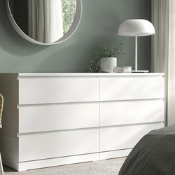 Dresser Moving Out Sale ‼️