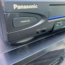 VCR And DVD Player 20 Each No remote