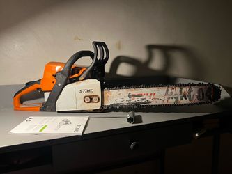 Stihl MS250 Chainsaw W/ Mixed Fuel and Oil
