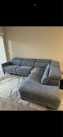 Blake 113” Power Reclining Sectional with Chaise | Excellent Condition