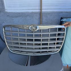 Chrysler 300 Grill