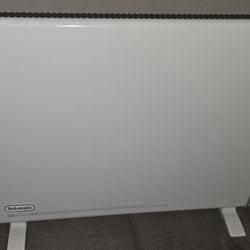 DeLonghi 1500W Portable Heater