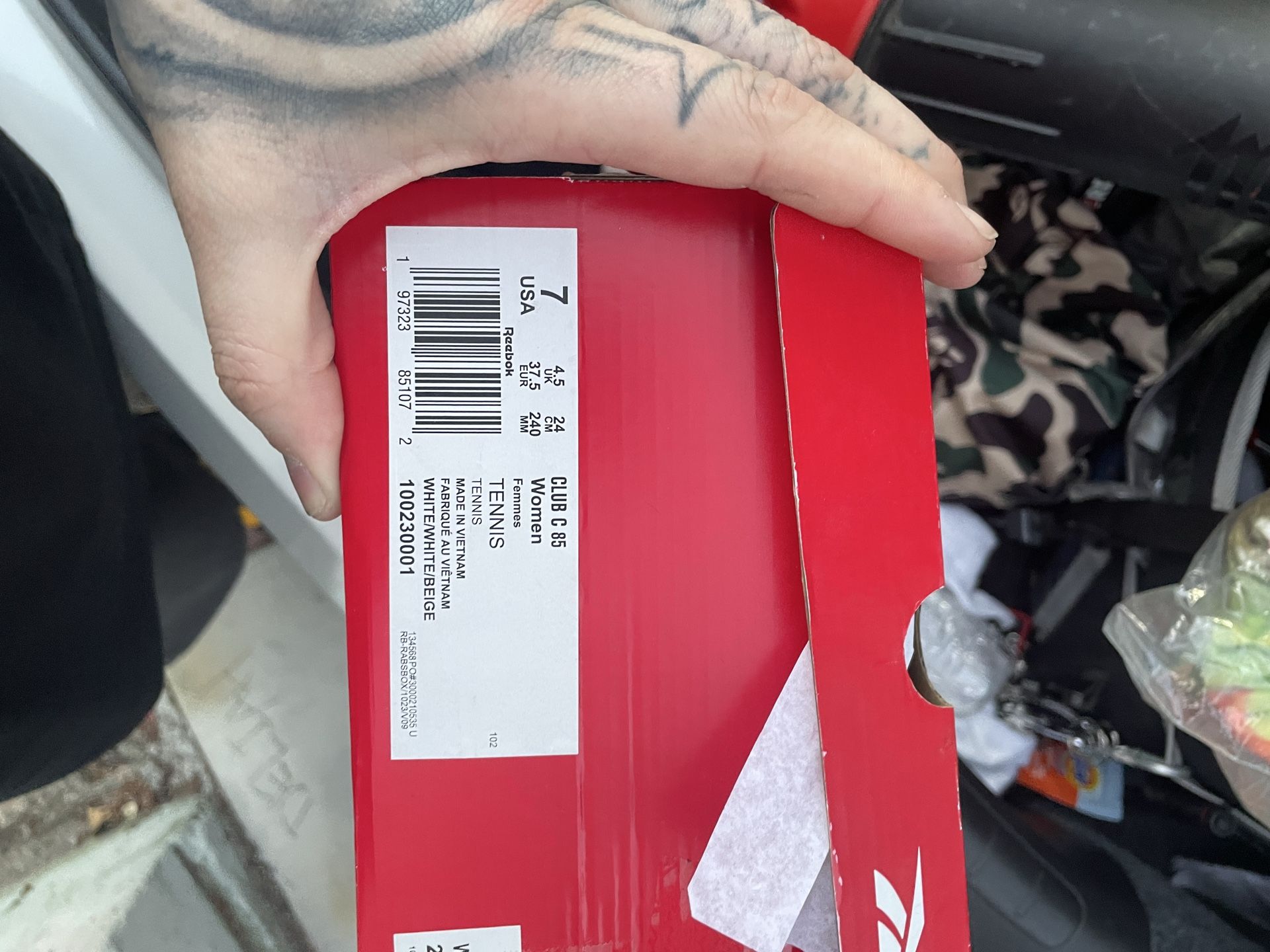 Reebok Classic size 7