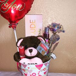 Valentines Day Bucket🥰