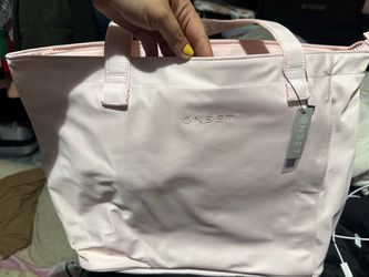 Brand new on set tote bubble gum color