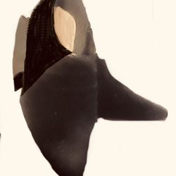 New Andiamo Ankle Booties