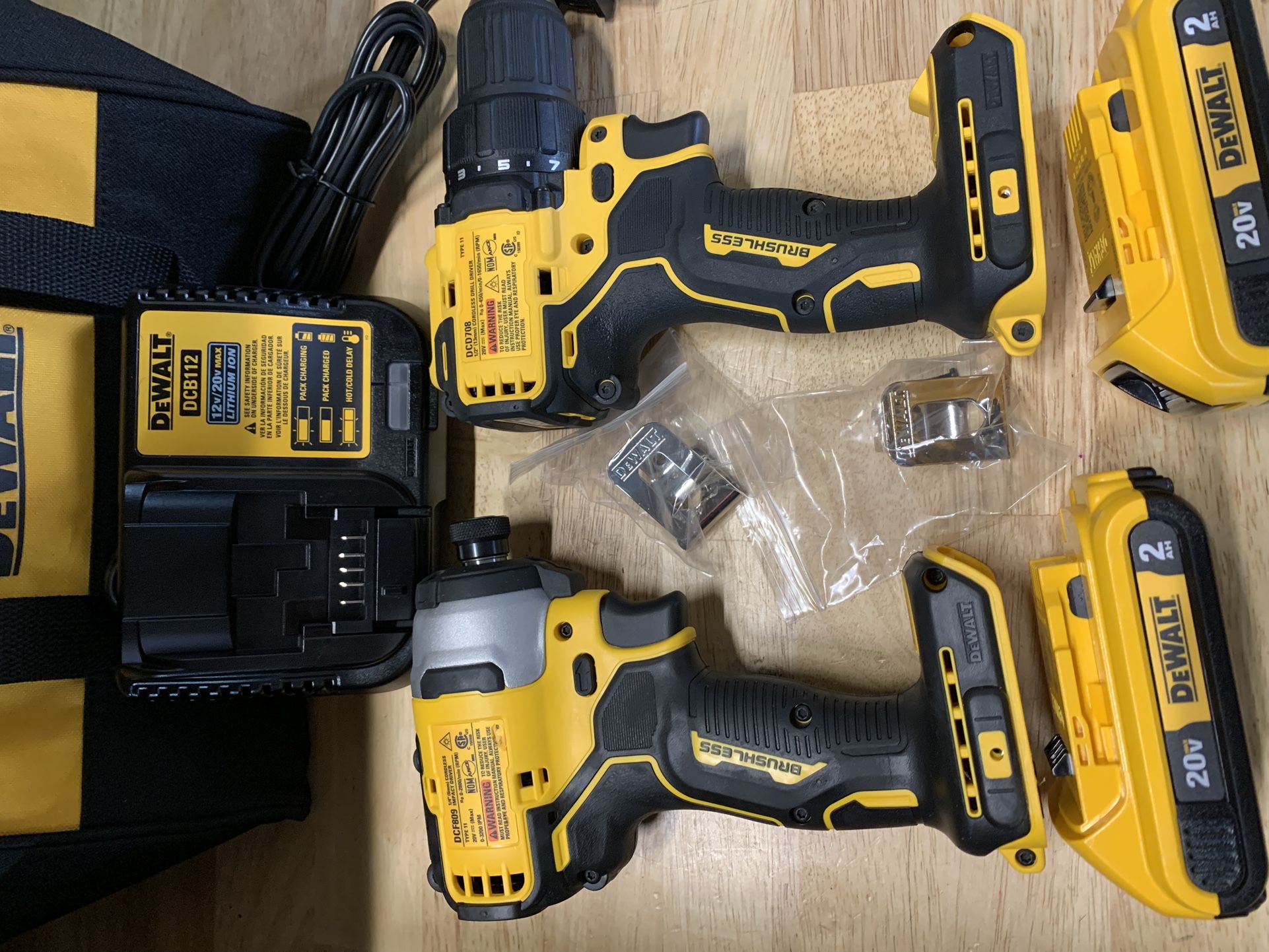 DEWALT ATOMIC 20V MAX Cordless Brushless Hammer Drill/Impact