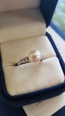 18K Mikimoto Pearl / Diamond Ring 5.5