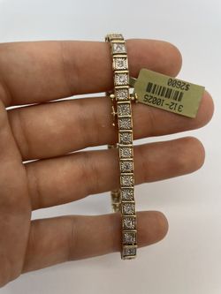 14k Gold Diamond Bracelet. New.