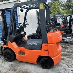 Toyotas  Forklifts Liquidation