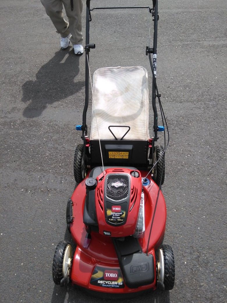 Toro Recycler 20333 22" 3-in-1 Mower - 190cc