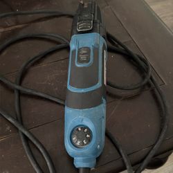 Hercules Professional Corded Oscillating Multi-Tool