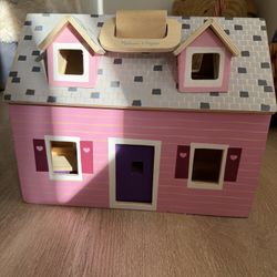 Melissa & Doug Wooden Fold & Go Dollhouse – Great Condition
