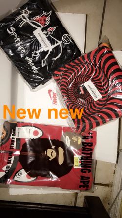 Supreme spitfire , Bape Milo Shark