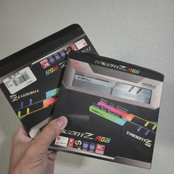 TridentZ RGB DDR4-3000 (8GBx4)