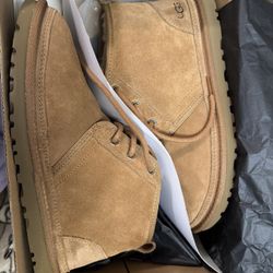 “UGG Men’s Chestnut Suede Chukka Boots 