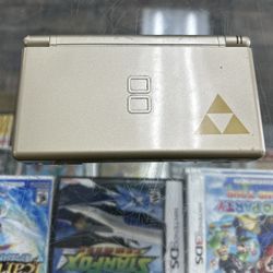 Nintendo DS Lite Zelda Edition $130 Gamehogs 11am-7pm