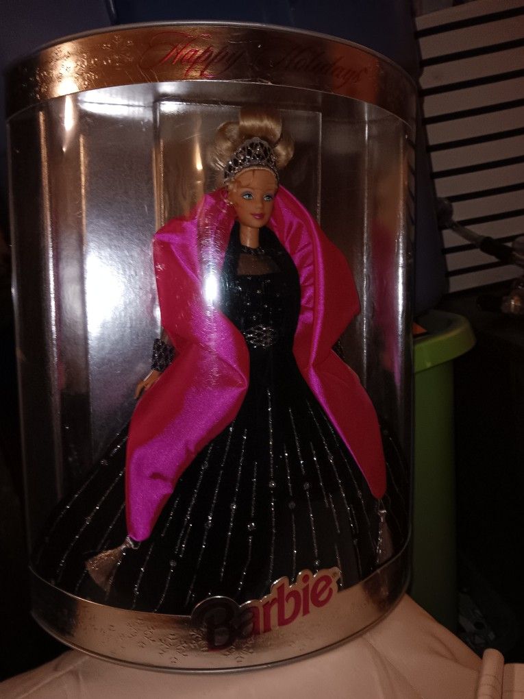 Vintage 1998 HAPPY Holiday Barbie