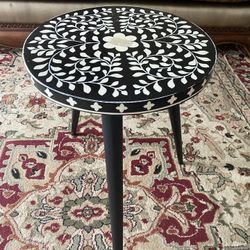 Small Table 