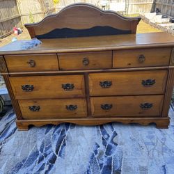 Hoosier Heritage 7 Drawer Amish Dresser with Mirror Beautiful Solid Wood Dresser Dresser: 59''W x 21⅝''D x 33½''H High Quality Gorgeous, heavy, solid 