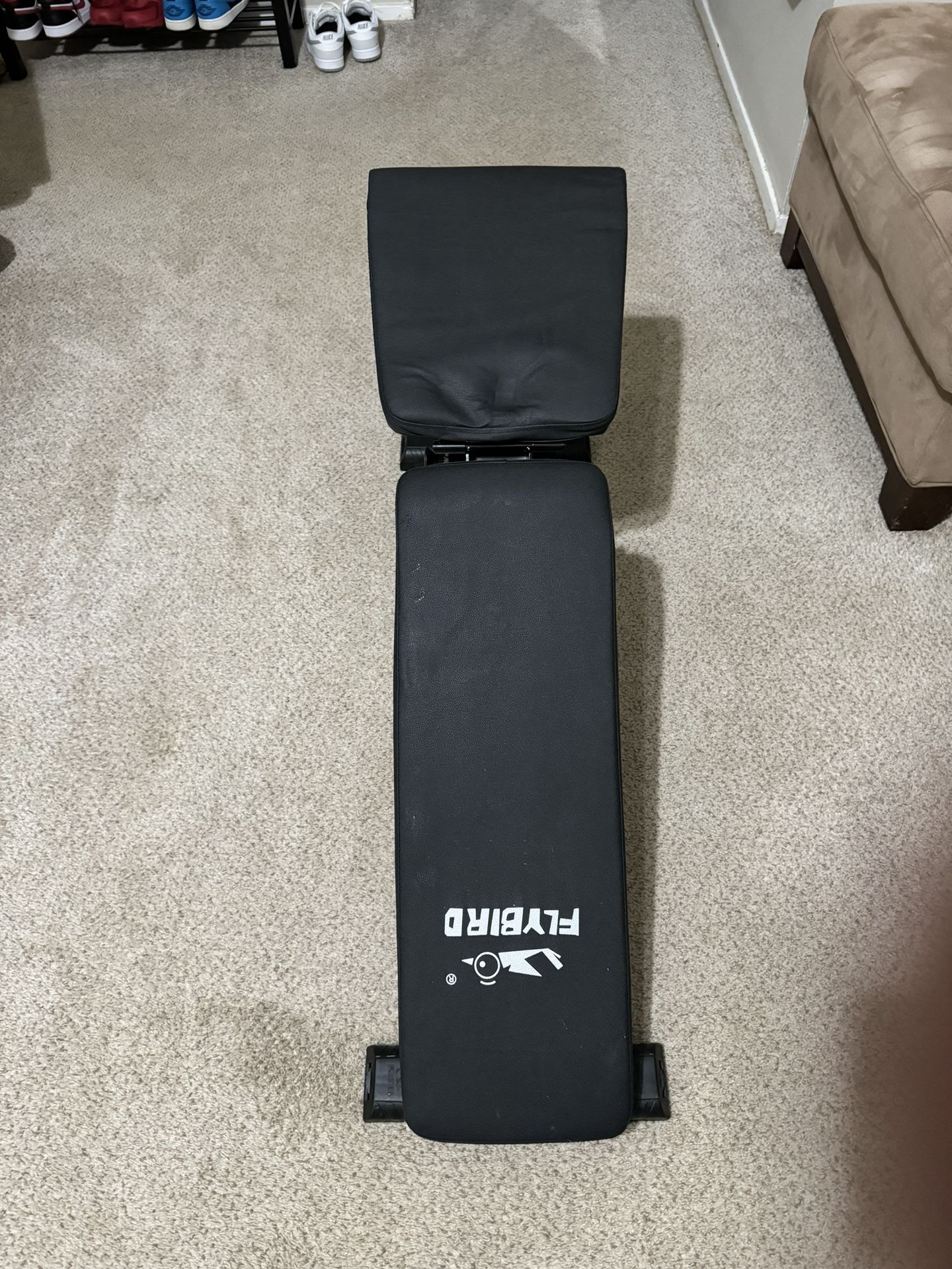 Adjustable Weightlifting Bench 