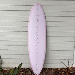 Surfboard 6’8