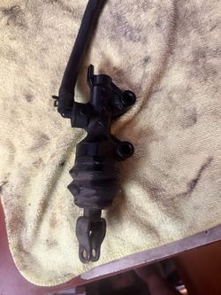 XL883N brake master cylinder 2013 Harley Davidson 42521.07