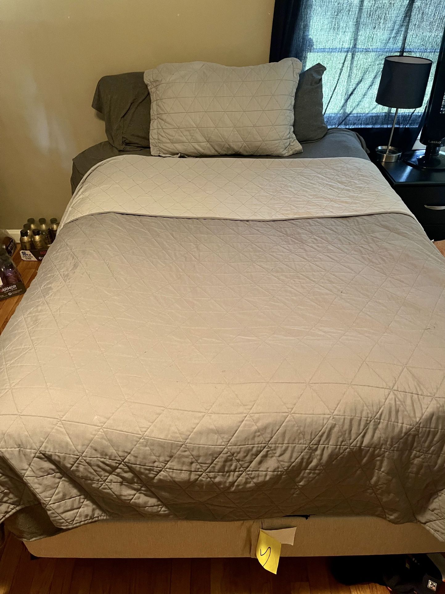 Full Size  Bedroom Set with Mattress 