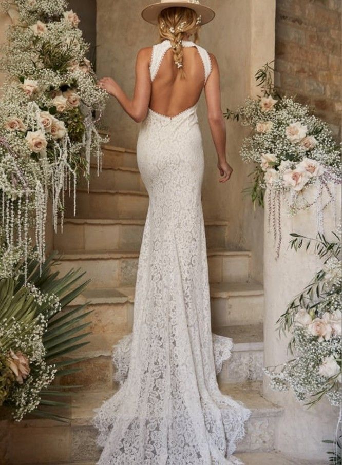 White Lace Mermaid Backless Wedding Dress