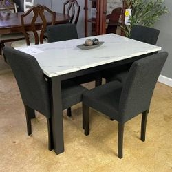 Dining set for sale. Ask for price. 